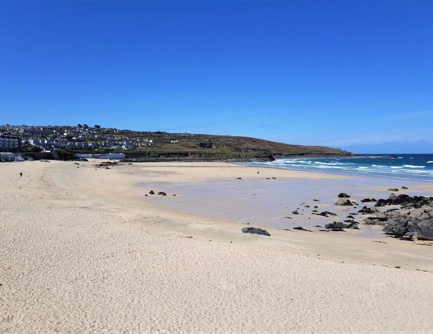 High Quality Detached House With Parking St. Ives Vila Exterior foto